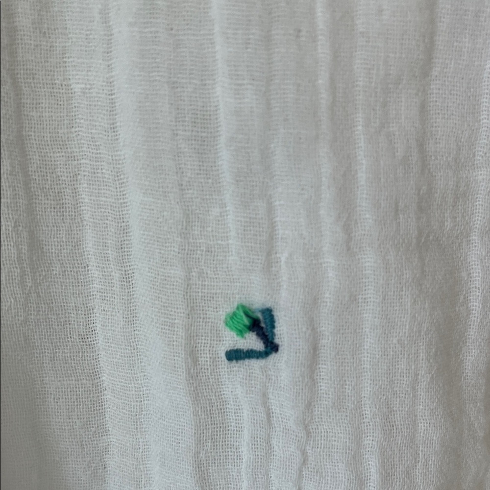 NWT O'Neill Aarya Top with Embroidery - Picture 3 of 10